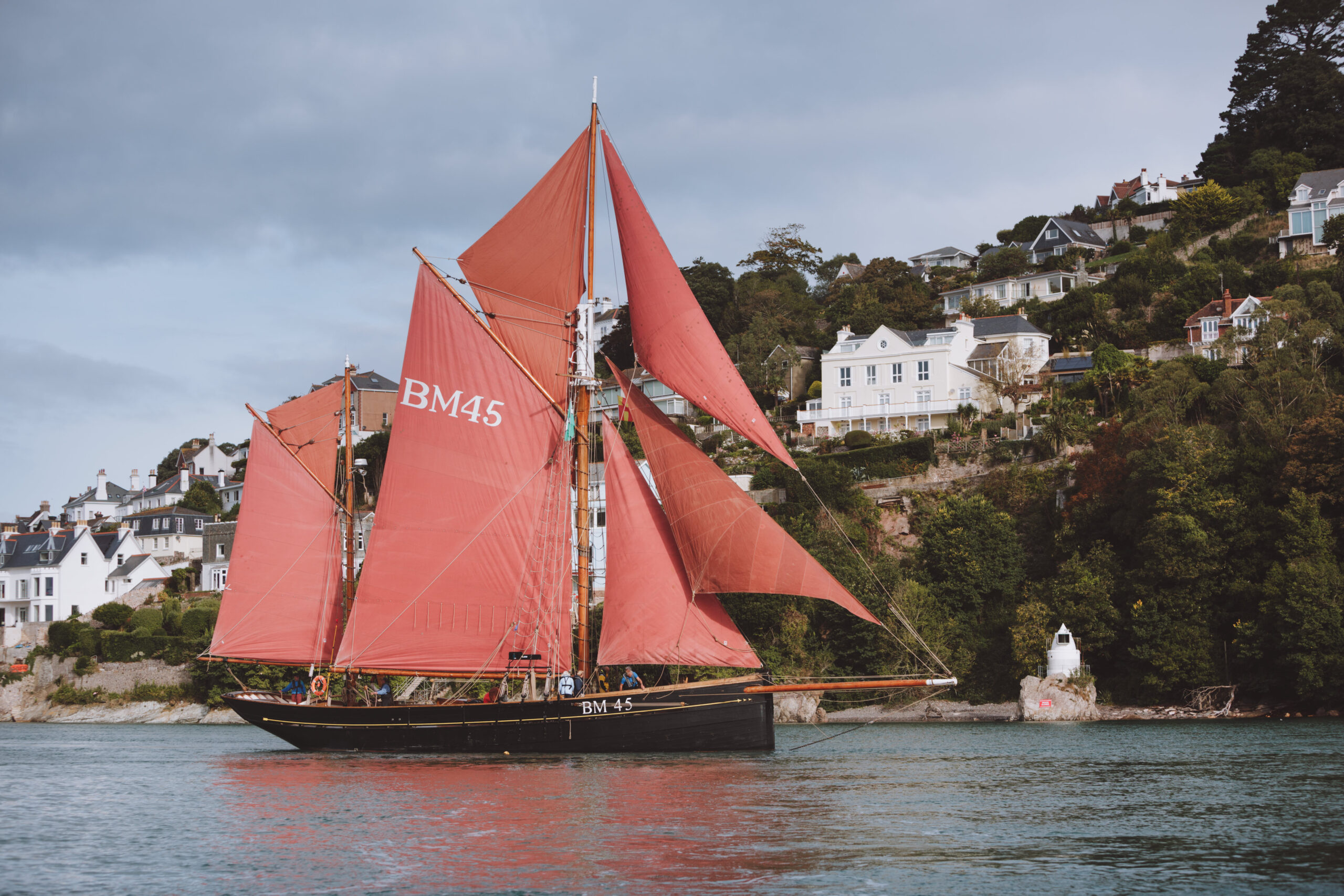 Pilgrim crew and guests under sail